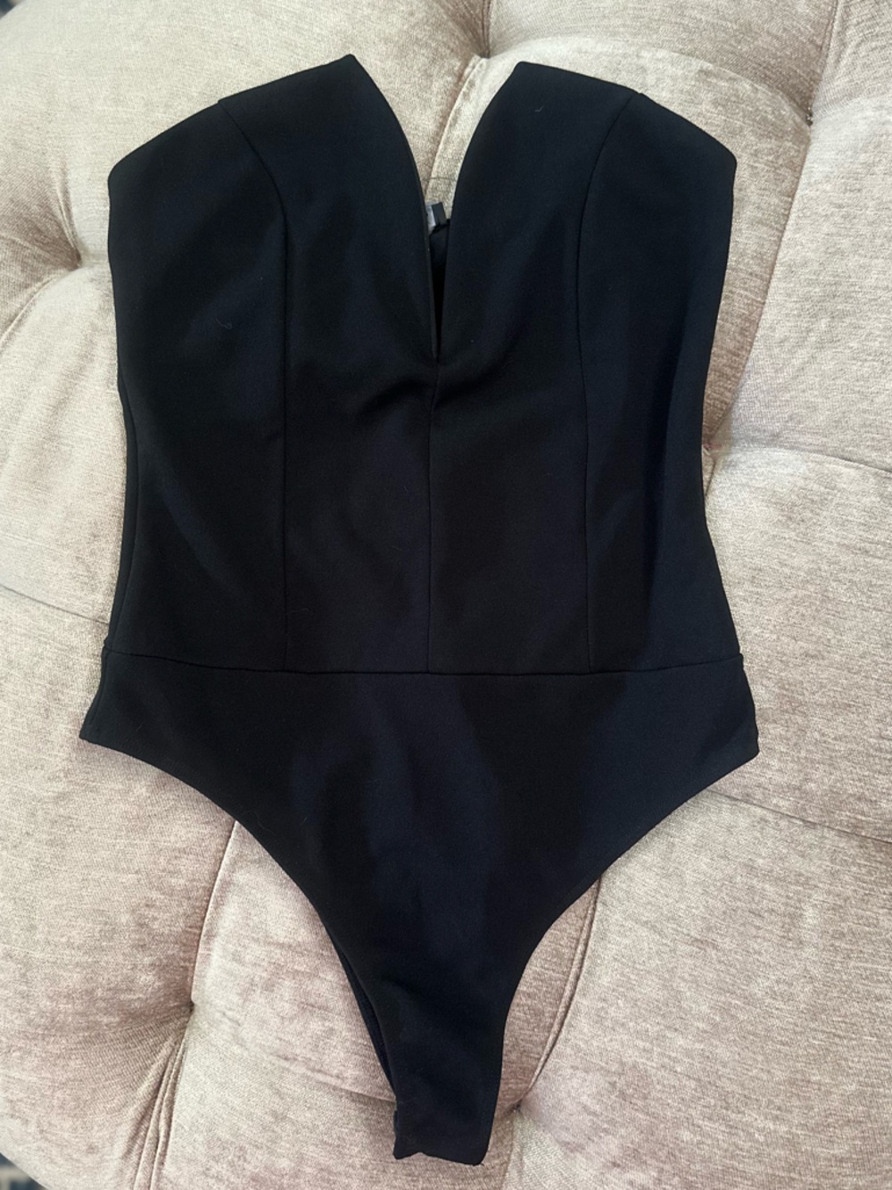 Lulu's Black Strapless bodysuit